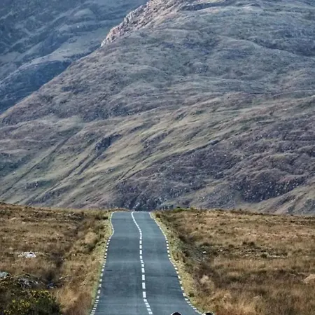 Is The Place Διαμέρισμα